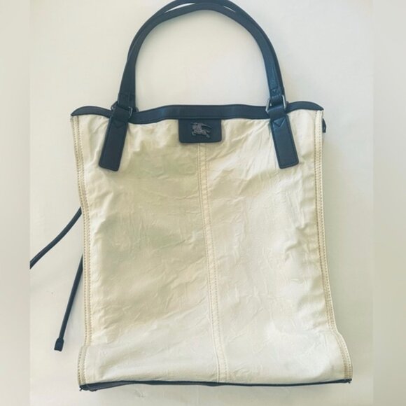 Burberry Nylon Tote Bag wth Check lining - Picture 3 of 9